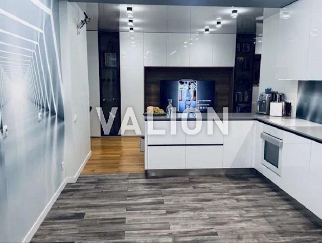 Продаж 2-к квартири вул.Калнишевського Петра (Майорова) 7, Оболонський район