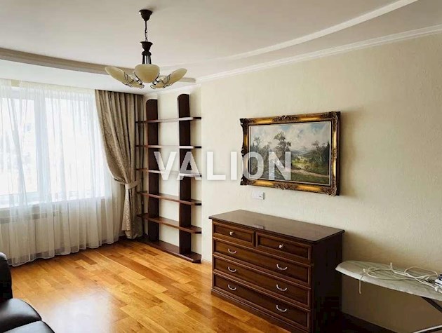 Продаж 3-к квартири вул. В’ячеслава Чорновола 20