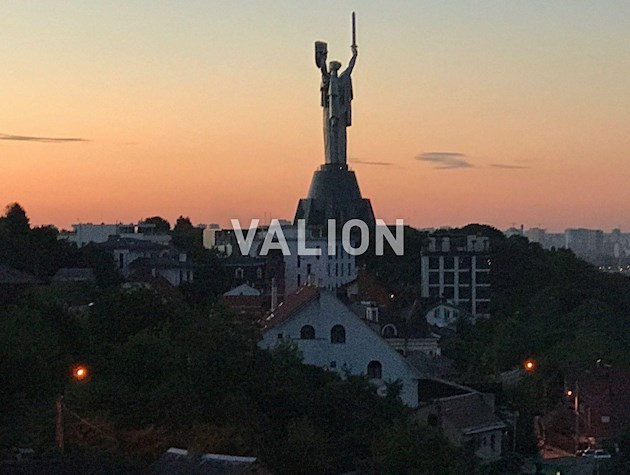 Продаж 3-к квартири вул.Старонаводницька вул.8а Печерський район