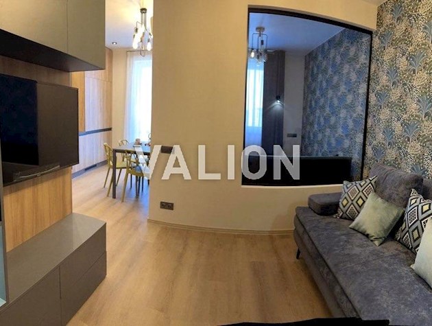 Продаж 1-к квартири вул.Васильківська 37, Голосіївський район