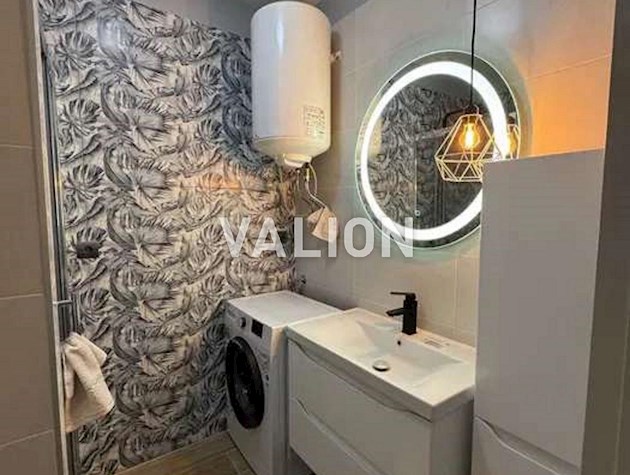 Продаж 1-к квартири вул.Васильківська 37, Голосіївський район