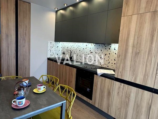 Продаж 1-к квартири вул.Васильківська 37, Голосіївський район