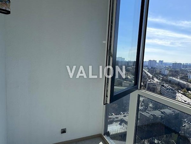 Продаж 1-к квартири вул.Васильківська 37, Голосіївський район