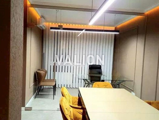 Продажа 3-к квартиры-офиса ул. Заречная 6