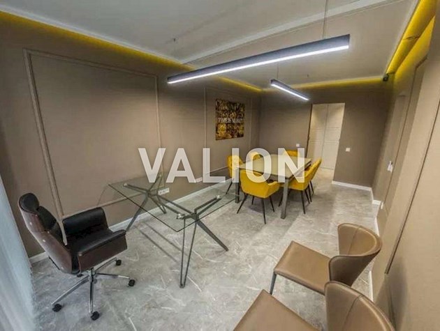 Продажа 3-к квартиры-офиса ул. Заречная 6