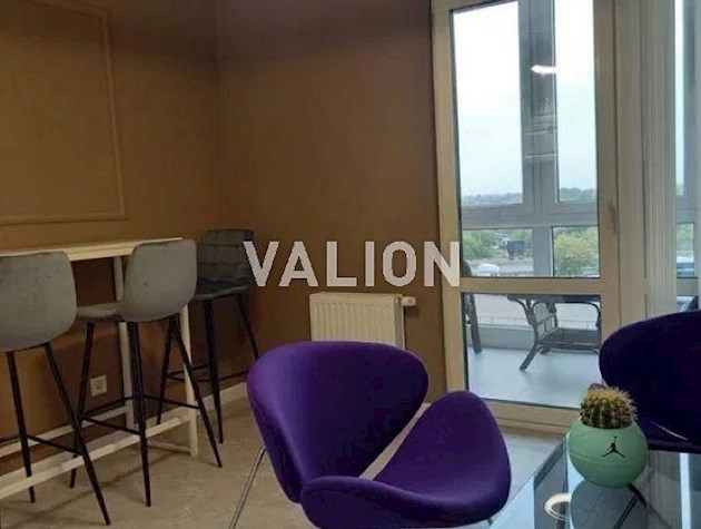 Продажа 3-к квартиры-офиса ул. Заречная 6