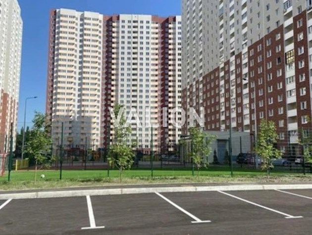 Продаж 3-к квартири Балтійський провулок 3