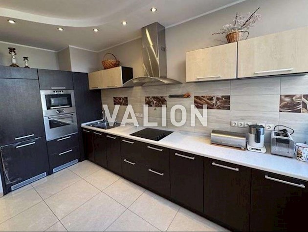 Продажа 3-к квартиры просп. Владимира Ивасюка 8a