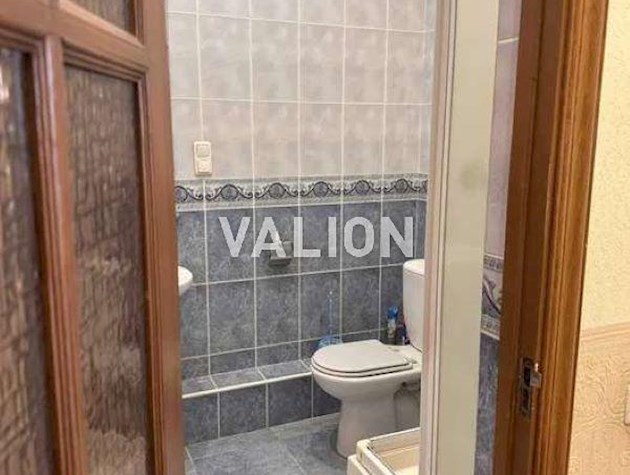 Продаж 3-к квартири вул. Срібнокільська 14а