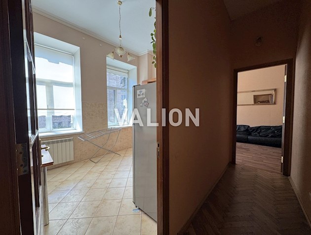 Продаж 2-к квартири вул. Саксаганського 36