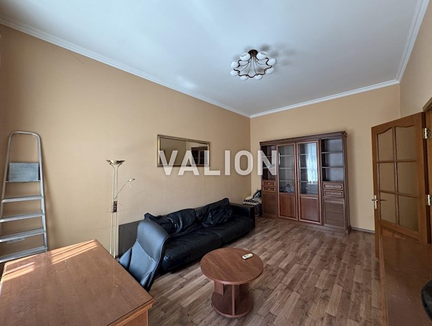 Продаж 2-к квартири вул. Саксаганського 36