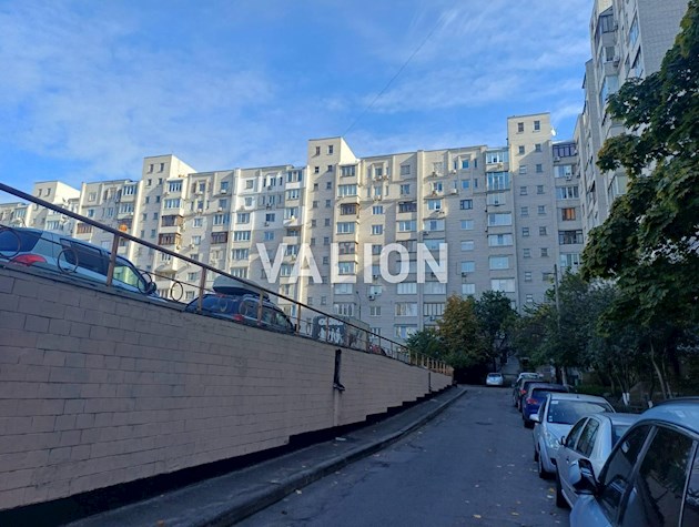 Двухуровневая 3комнатная квартира по ул. Рейгана Рональда (Драйзера),34/51