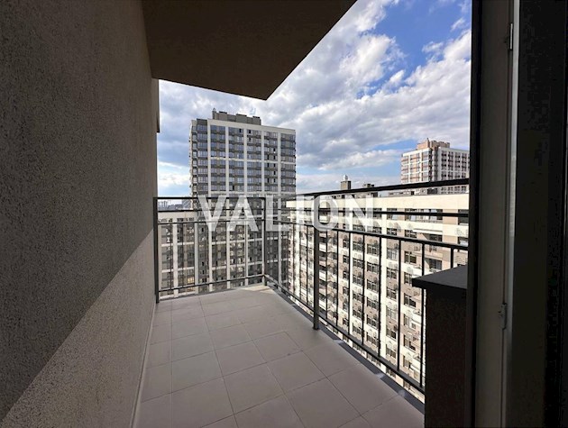 Продажа 2-комнатной квартиры ЖК «Варшавский 2» ул. Семьи Кристеров 14 Б