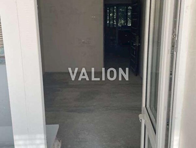 Продажа 4-комнатной квартиры ул. Ветряные Горы 17