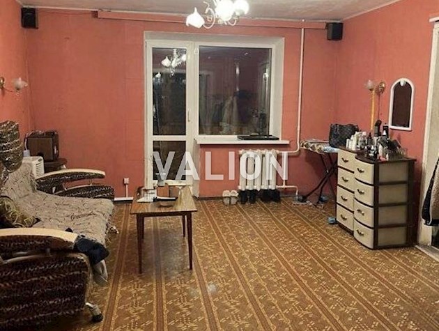 Продажа 4-комнатной квартиры ул. Ветряные Горы 17