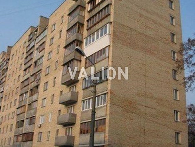 Продажа 4-комнатной квартиры ул. Ветряные Горы 17