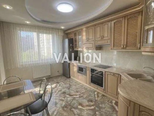 Продажа 2-к квартиры ул. Ревуцкого 9