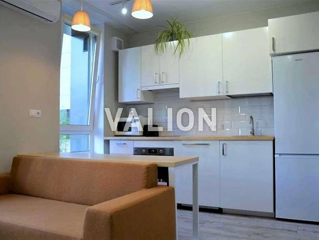 Продажа: 1-комнатная квартира в ЖК Файна Таун улица Салютная 2, Шевченковский район Нивки Правый берег