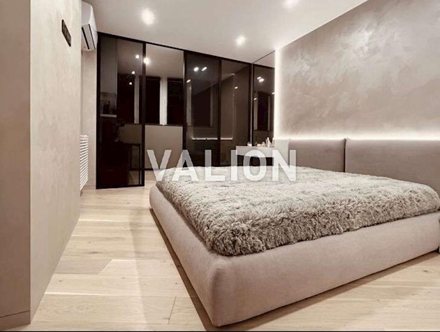 Продажа: Трехкомнатная квартира на ул. Никольско-Слободская, 15 в ЖК Русановская Гавань