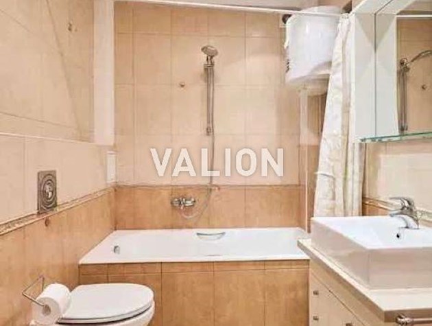 Продажа 4-комнатной квартиры ул. Клиническая 23/25