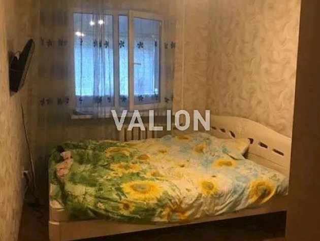 Продаж 3-кімнатної квартири в Солом’янському районі, вул. Стражеска, 9