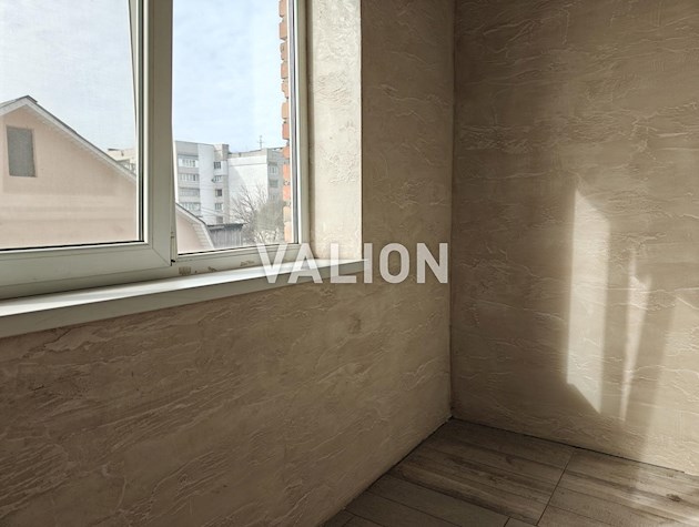 Продається 2 кімнатна квартира 70,4 кв.м Світославського (Чкалова) 41