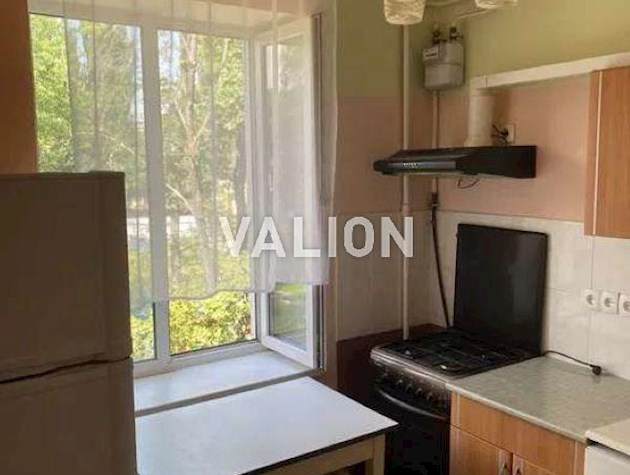 Продаж 1-к квартири вул. Ружинська 11