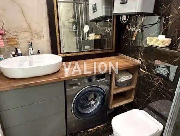 Продажа 1-к квартиры ул. Елены Пчелки 7