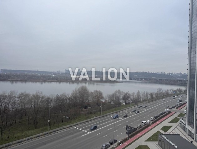 Продаж 2-кімнатної видової квартири ЖК Берег Дніпра