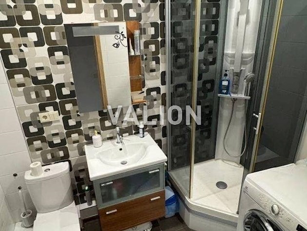 Продаж сучасної 3-к квартири з ремонтом Осокорки, Урліська, 19