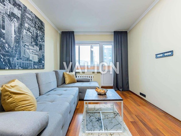 Продажа 2к квартиры по ул. Рейгана Рональда,16