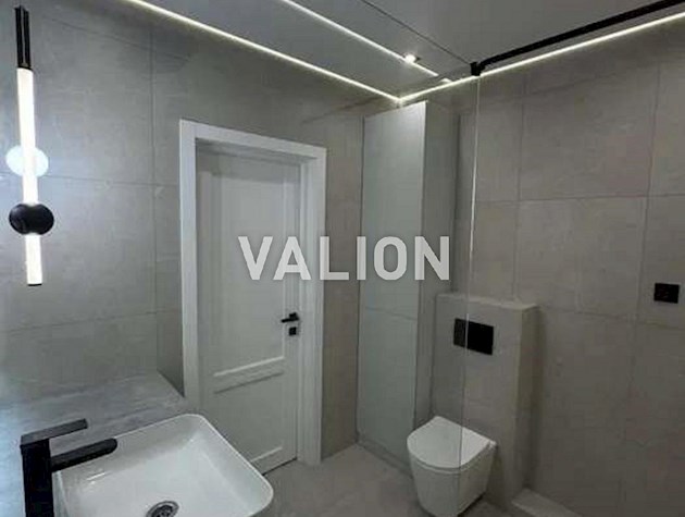 Продажа 2-комнатной квартиры ул. Виктора Некрасова, 10