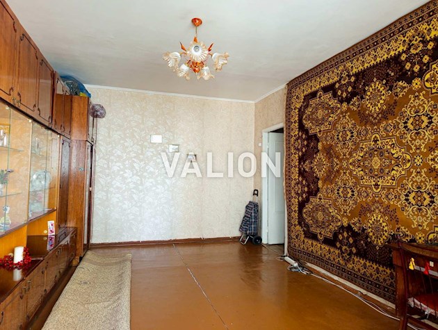 Продам 2- комн.квартиру, р-н Оболонь, ул. Героев Днепра 19