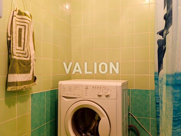 Продам 2- комн.квартиру, р-н Оболонь, ул. Героев Днепра 19