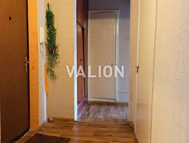 Продам 2- комн.квартиру, р-н Оболонь, ул. Героев Днепра 19