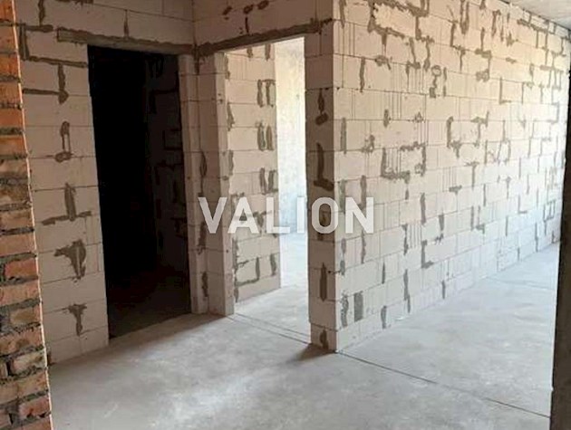 Продаж 1-к квартири вул. Причальна 10