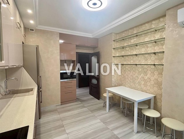 Без % Продажа 3к (94м2) в ЖК ObolonSky, проспект Оболонский 1