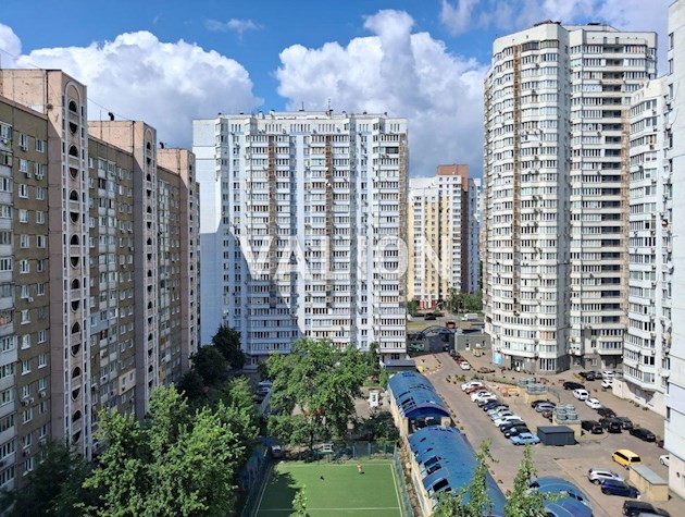 Продажа без комиссии 3 комн. квартиры, Харьковское шоссе, 154, Дарницкий р-н