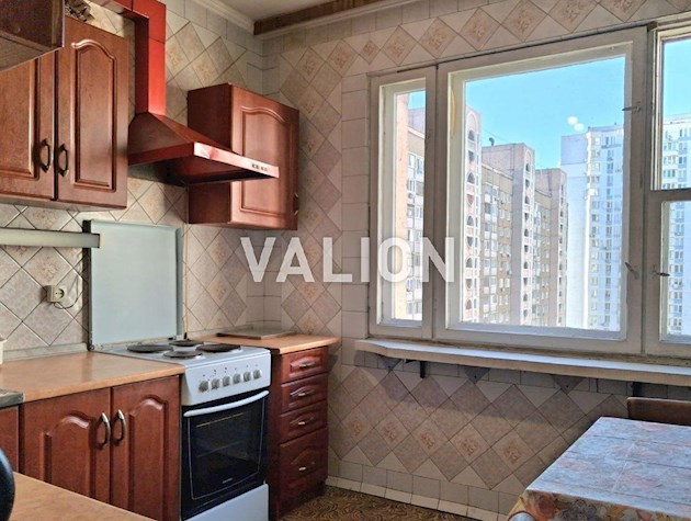 Продажа без комиссии 3 комн. квартиры, Харьковское шоссе, 154, Дарницкий р-н