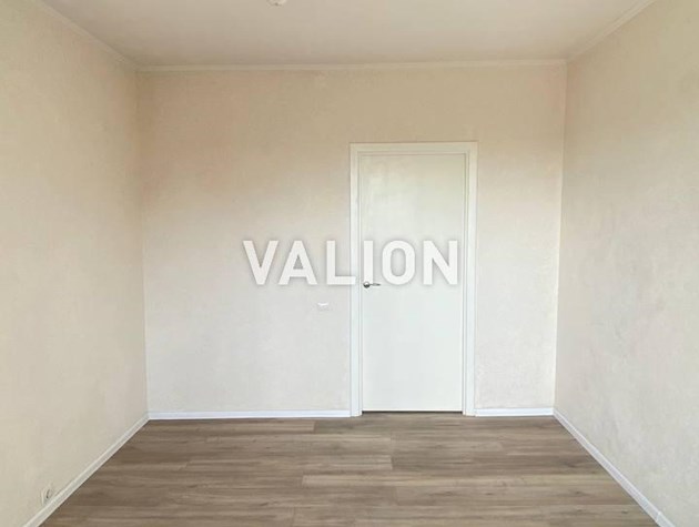 Продажа 2-комнатной квартиры на ул. Ирпинская 2, метро Житомирская