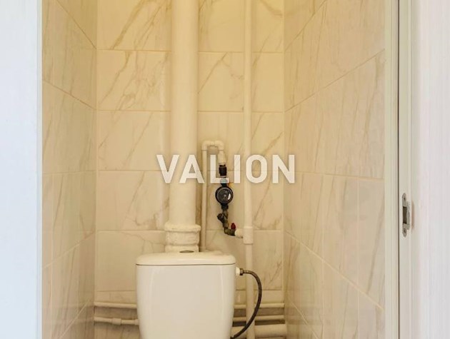 Продажа 2-комнатной квартиры на ул. Ирпинская 2, метро Житомирская