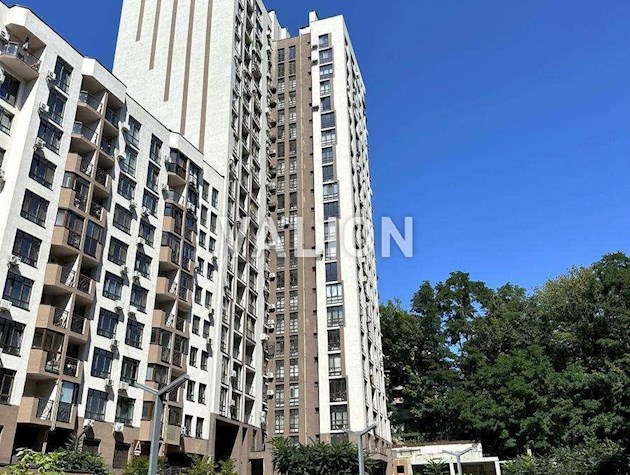 Продажа 3-к квартири ул. Глубочицкая 13