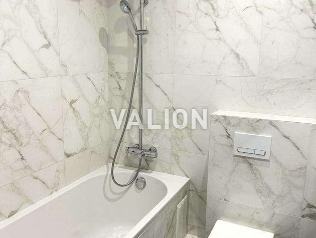 Продажа 3-к квартири ул. Глубочицкая 13