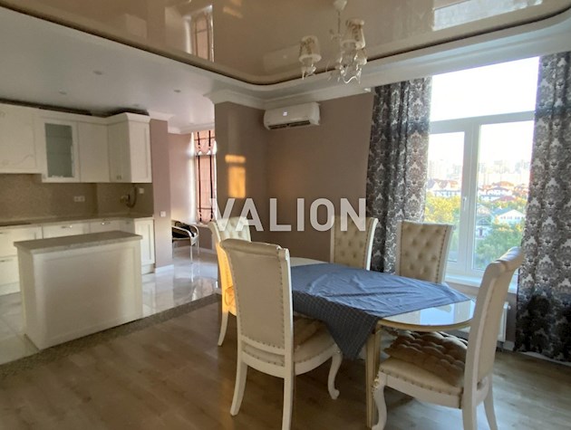 Продажа 3к квартиры в ЖК Skyland 2, ул. Волошковая 2