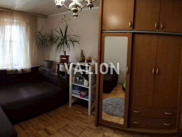 Продаж 4-кімнатної квартири по вул. Олійника Степана, 8