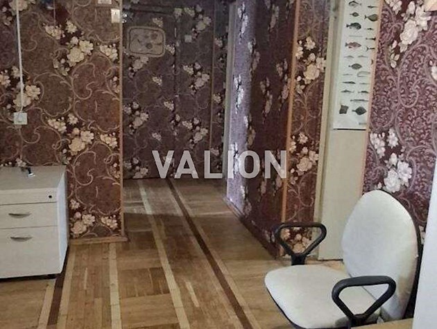 Продаж 4-кімнатної квартири по вул. Олійника Степана, 8