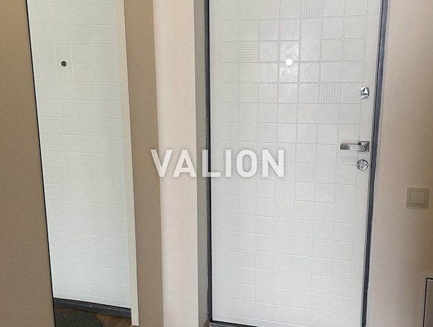 Продаю 1-кімнатну квартиру-студію по вулиці Кам’янська (Дніпродзержинська), 6, ЖК Метрополія, Дарницький р-н, м. Вирлиця.