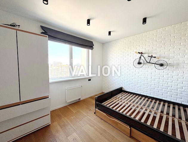 Продам 1 кімнатну квартиру в ЖК «Малахіт» вул. Богданівська 7а