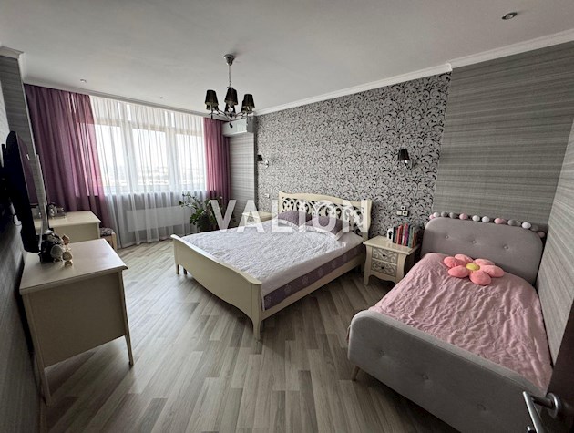 Продажа 2-к квартиры просп. Николая Бажана 8б