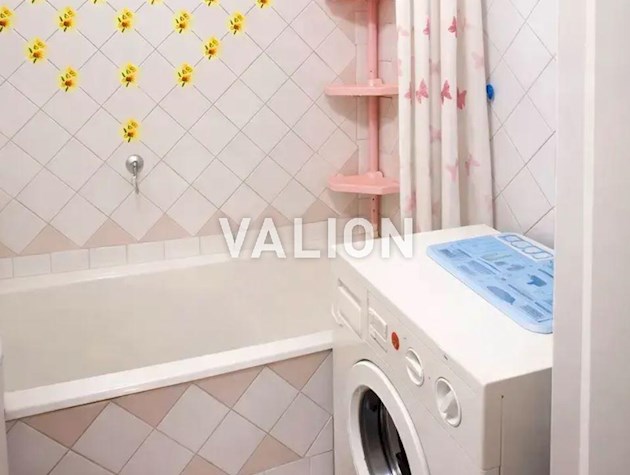 Продаж 2к.кв. вул.Лятошинського 28